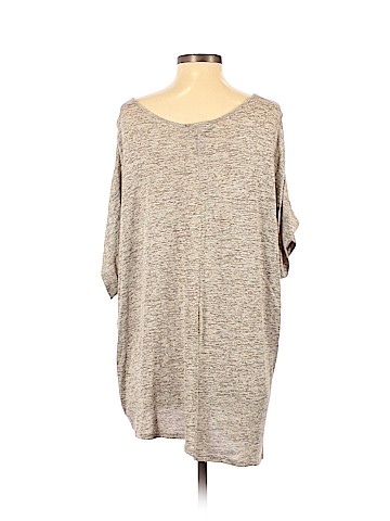 Lane Bryant Short Sleeve T-Shirt (view 2)