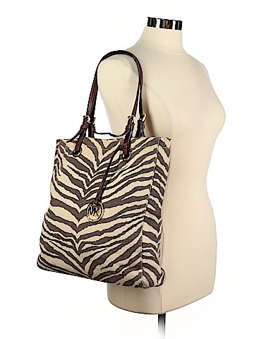 MICHAEL Michael Kors Shoulder Bag (view 2)