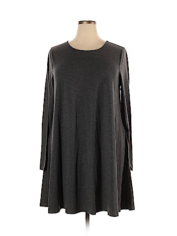 Old Navy Casual Dress (view 1)