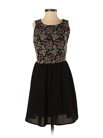 Forever 21 Casual Dress (view 1)