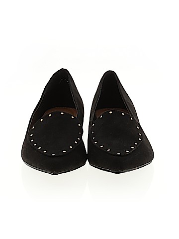 REPORT Flats (view 2)