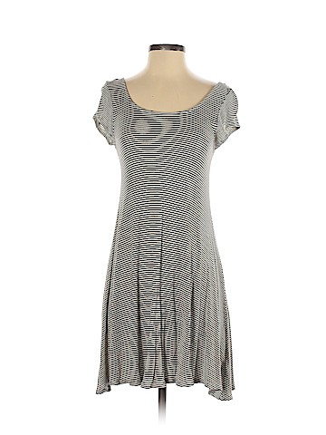 American Eagle Outfitters Casual Dress (view 1)