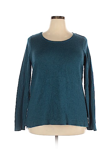 Old Navy Pullover Sweater (view 1)