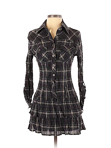 Romeo & Juliet Couture Casual Dress (view 1)