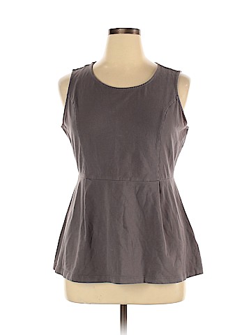 Daisy Fuentes Sleeveless Top (view 1)