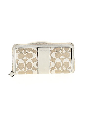 Coach Wallet (view 1)