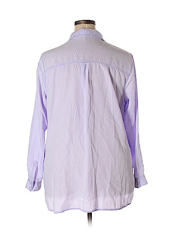 Old Navy Long Sleeve Button-Down Shirt (view 2)