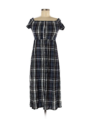 Urban Outfitters Casual Dress (view 1)