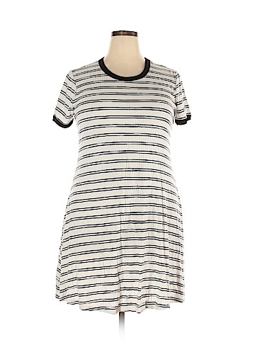 Mossimo Supply Co. Casual Dress (view 1)