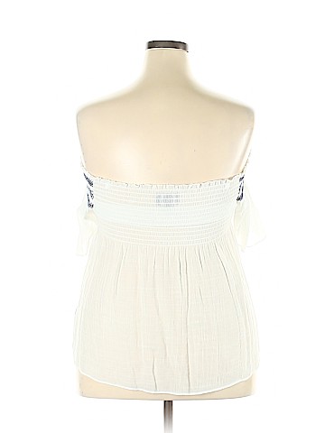 By & By Short Sleeve Blouse (view 2)