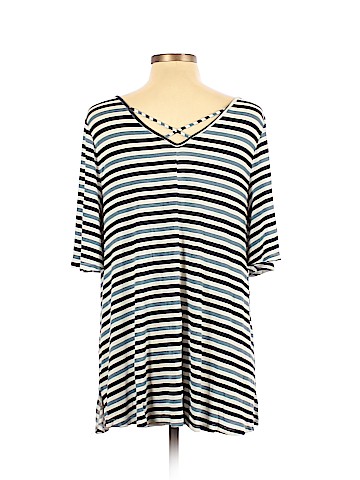 Lane Bryant Outlet Short Sleeve Top (view 2)