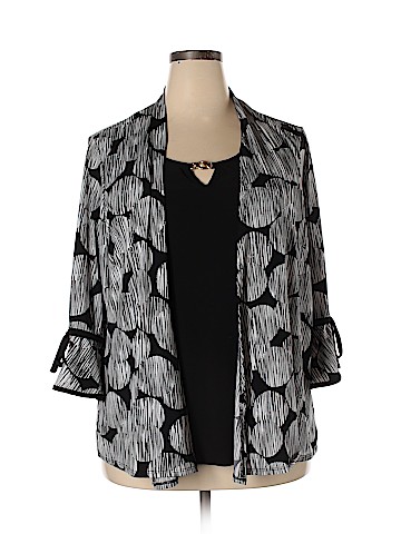 Liz McCoy 3/4 Sleeve Top (view 1)