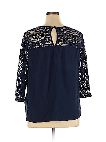 Old Navy 3/4 Sleeve Blouse (view 2)