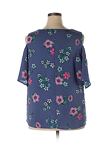 Lane Bryant Short Sleeve Blouse (view 2)