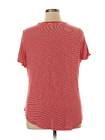 Old Navy Short Sleeve T-Shirt (view 2)