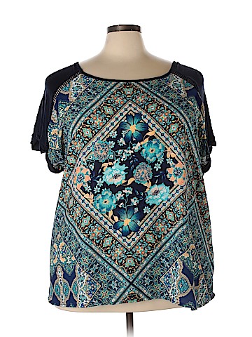 Maurices Short Sleeve Top (view 1)