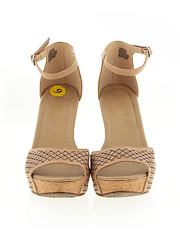 Kenneth Cole REACTION Wedges (view 2)