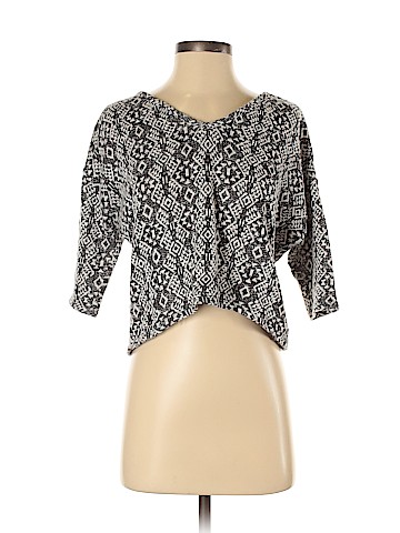 Bongo Short Sleeve Top (view 1)