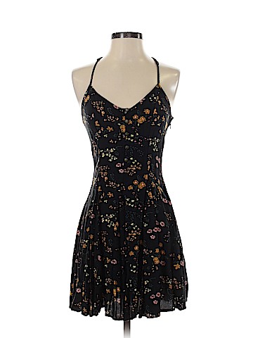 American Eagle Outfitters Casual Dress (view 1)