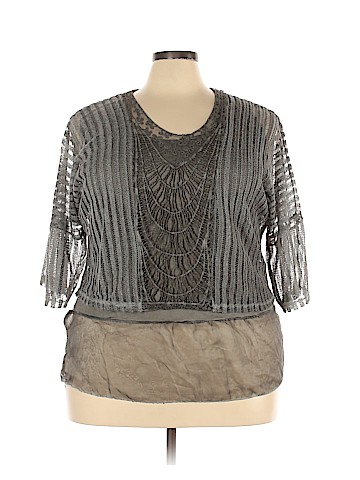 Simply Couture 3/4 Sleeve Top (view 1)