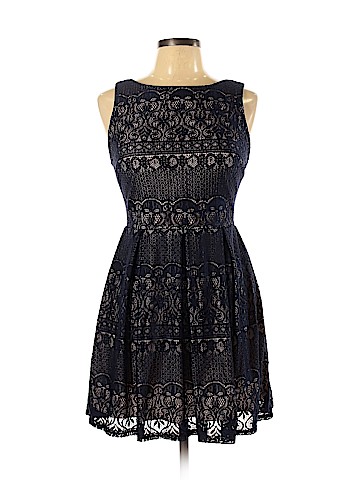 B. Darlin Casual Dress (view 1)