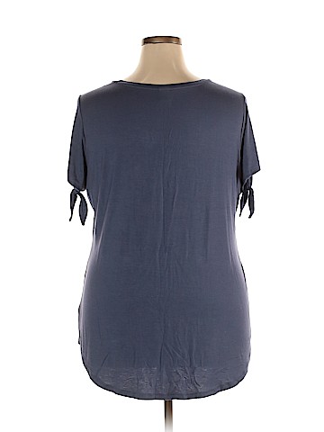 Old Navy Short Sleeve T-Shirt (view 2)