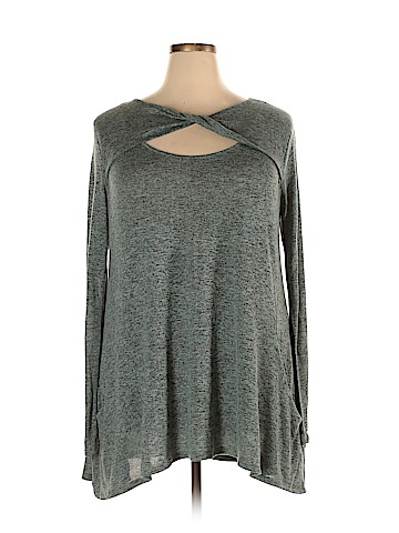 Maurices Long Sleeve Top (view 1)