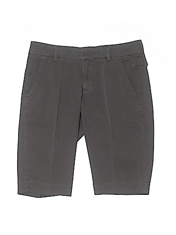Vince. Khaki Shorts (view 1)