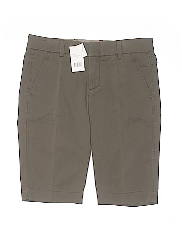 Vince. Khaki Shorts (view 1)