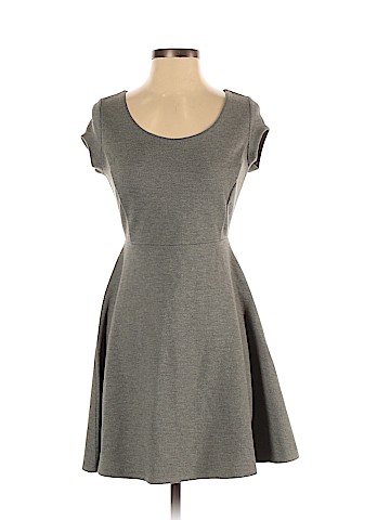 Old Navy Casual Dress (view 1)