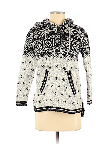 Forever 21 Pullover Sweater (view 1)