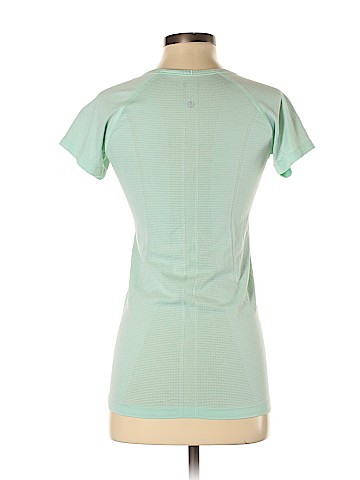 Lululemon Athletica Active T-Shirt (view 2)