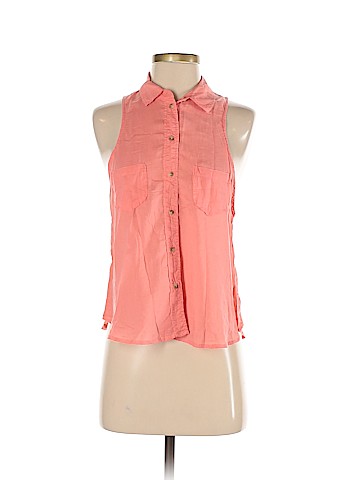 American Eagle Outfitters Sleeveless Blouse (view 1)