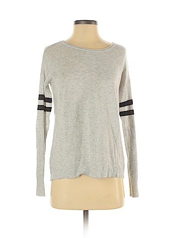 American Eagle Outfitters Pullover Sweater (view 1)