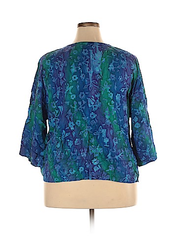 Eagle Ray Traders 3/4 Sleeve Button-Down Shirt (view 2)
