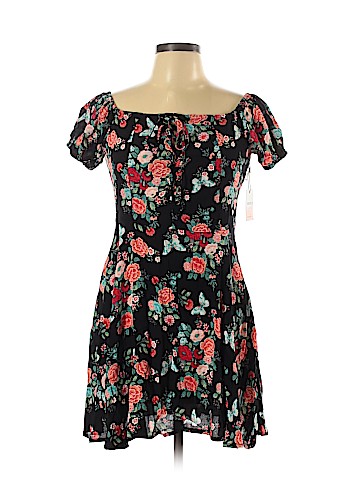 Forever 21 Casual Dress (view 1)