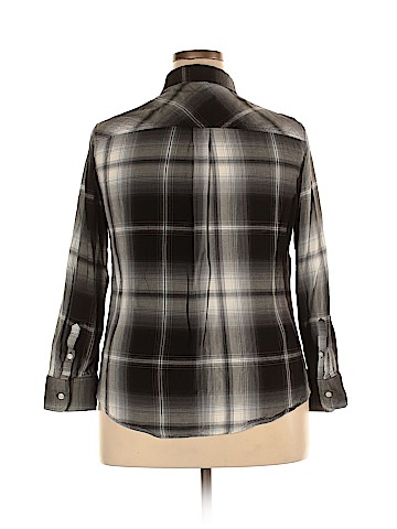 Ava & Viv Long Sleeve Button-Down Shirt (view 2)