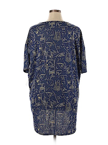 Lularoe Short Sleeve T-Shirt (view 2)