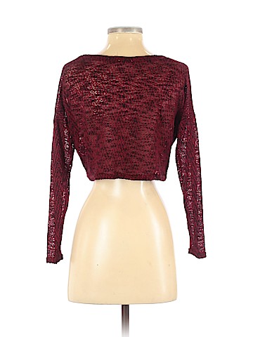 One Clothing Pullover Sweater (view 2)