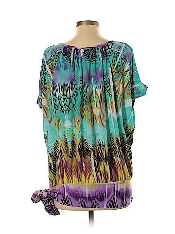 Candie's Short Sleeve Top (view 2)