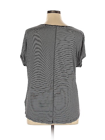 Gap Short Sleeve T-Shirt (view 2)