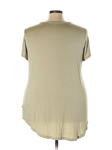 Logo Layers Short Sleeve Top (view 2)