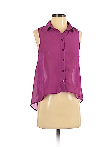 Kirra Sleeveless Button-Down Shirt (view 1)