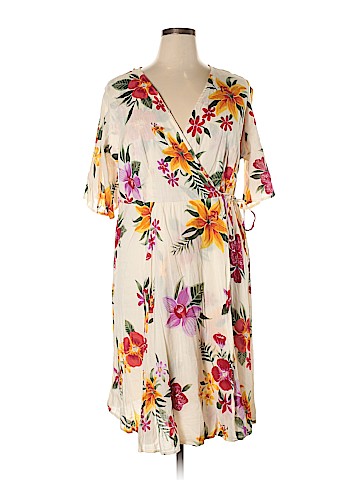 Old Navy Casual Dress (view 1)