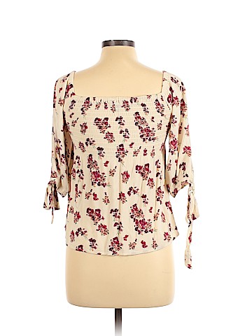 One Clothing Short Sleeve Top (view 2)