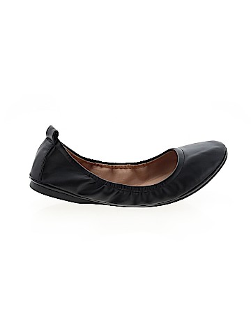 Universal Thread Flats (view 1)