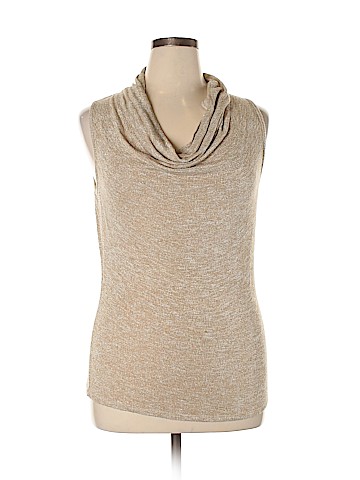 Point Sleeveless Top (view 1)