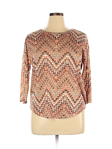 Almost Famous 3/4 Sleeve Top (view 1)