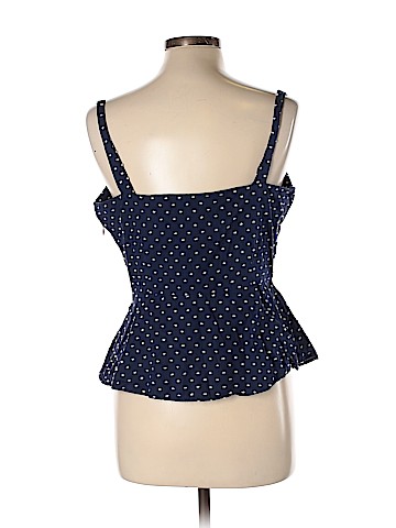 Amour Vert Sleeveless Blouse (view 2)