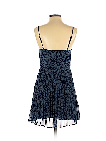 Hollister Casual Dress (view 2)